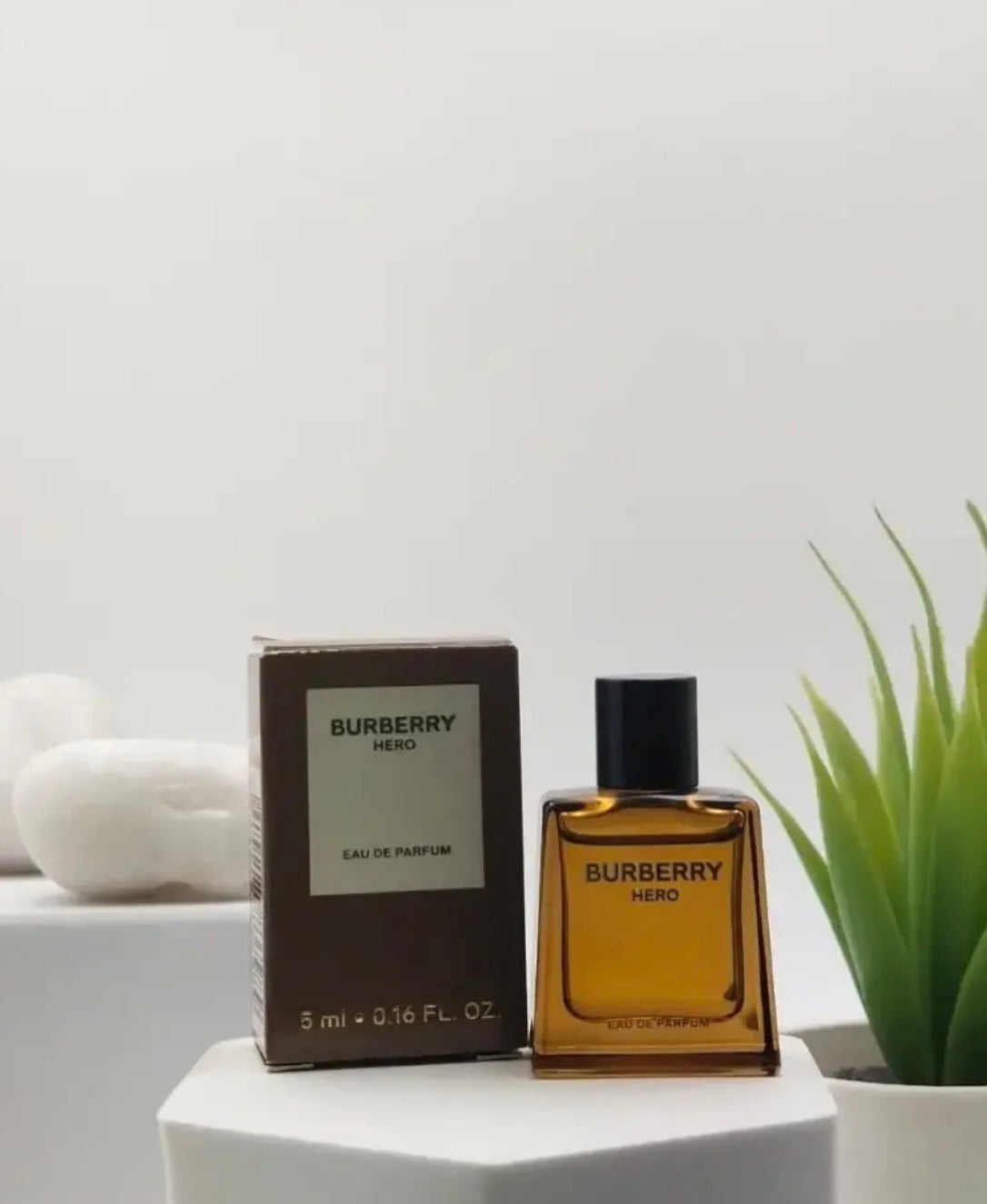 Burberry Hero Eau de Parfum 5ml Miniature